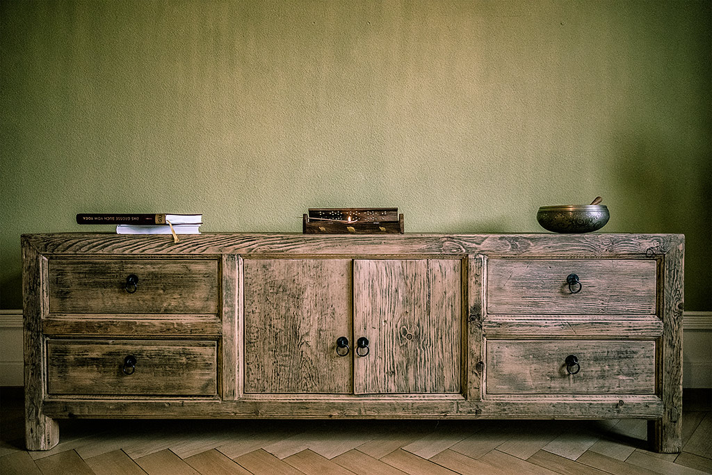 Detailaufnahmen Sideboard alt Fotografie